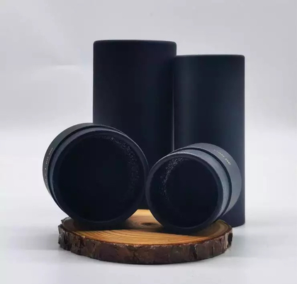 EVAの挿入物が付いている30ml 50ml 100mlの黒いクラフトのボール紙の紙管の香水瓶